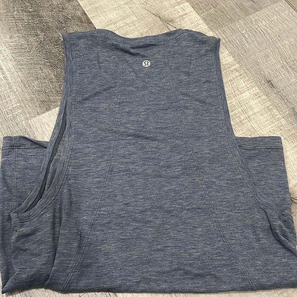Lululemon muscle tank - Picture 2 of 2